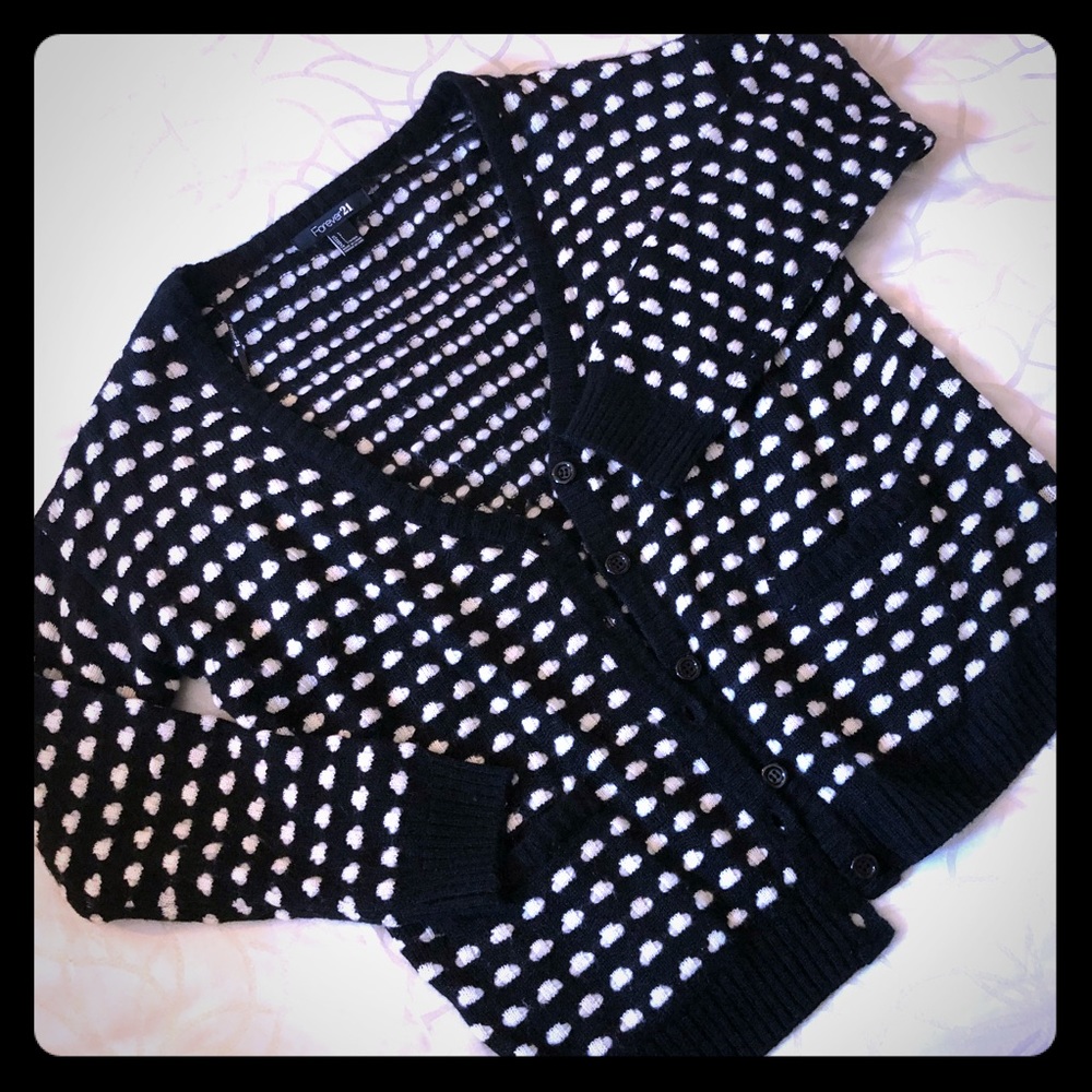 L black and white cardigan